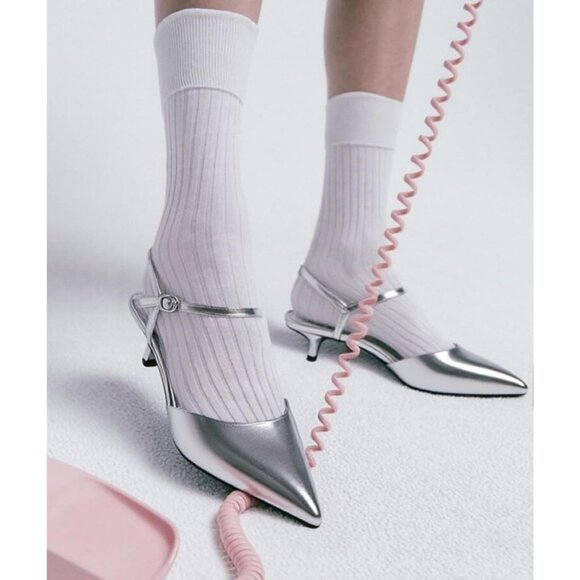 Kitten Heels for Women Pointed Toe Ankle Strap Low Heel Pumps Shoes Dressy 1.5" - Picture 3 of 7